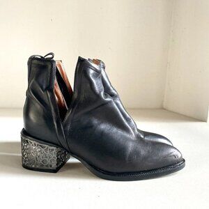 Jeffrey CAmpbell Black Leather Lucite and Wire Work Heel Ankle Booties 7